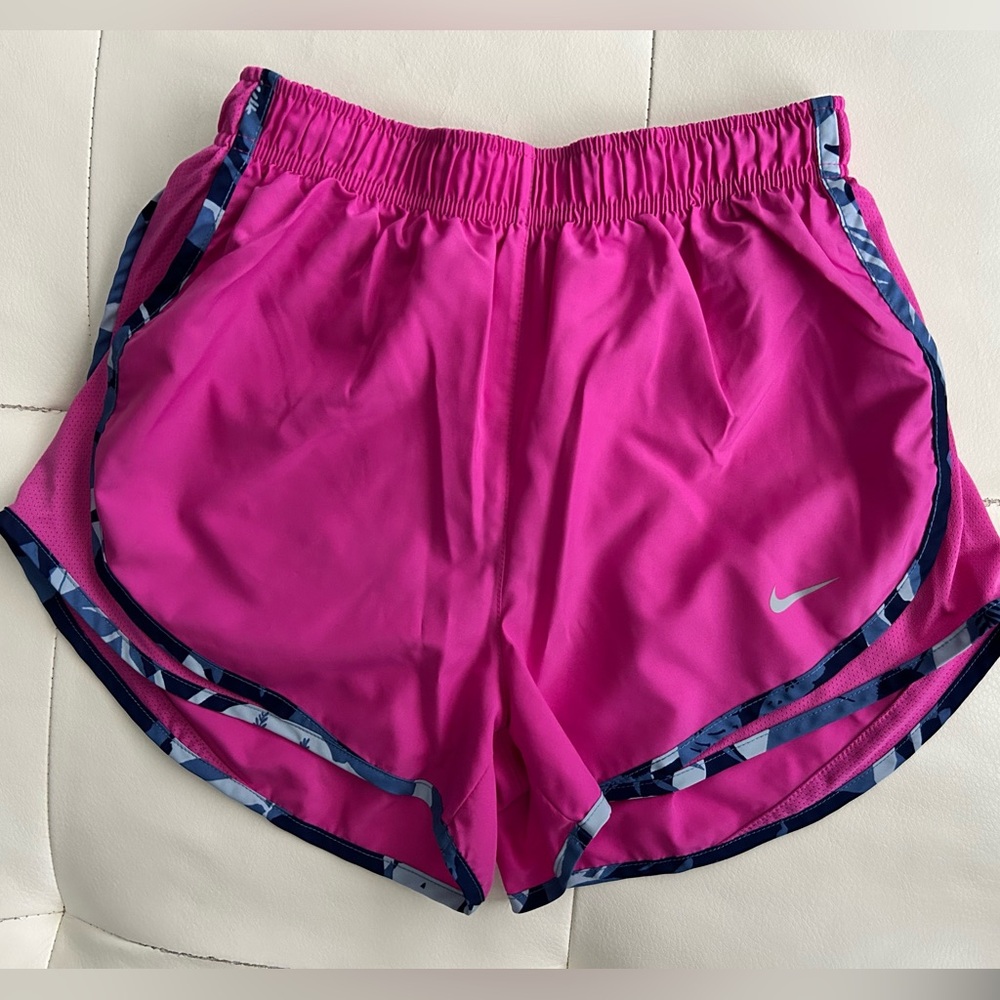 Nike Pink Athletic Shorts Lightweight Elastic Waistband
